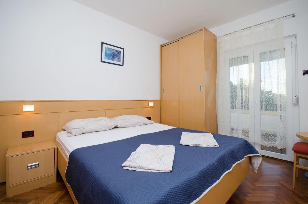 Apartments Zorka Kampor Exterior photo