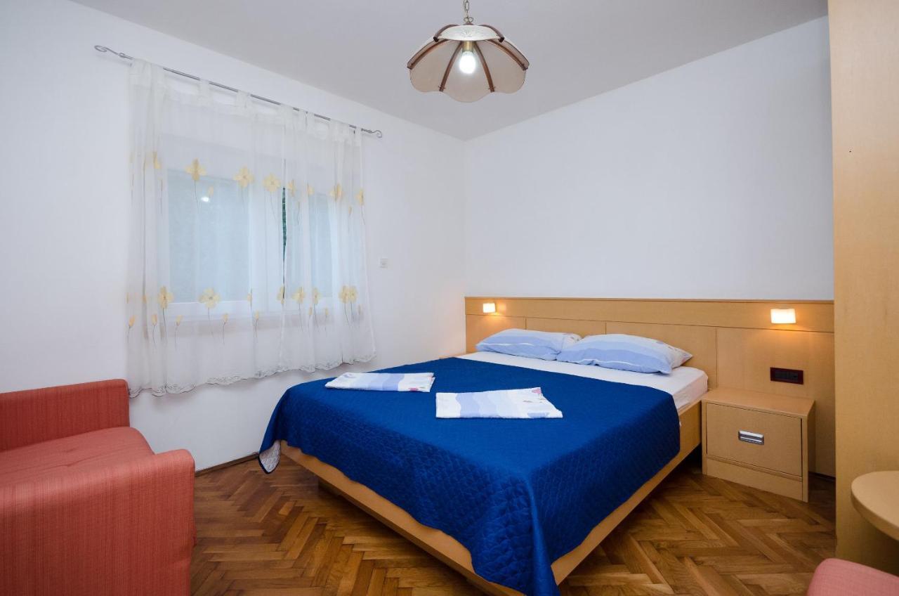 Apartments Zorka Kampor Exterior photo